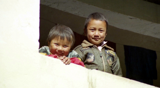 bhutan-child03b.jpg